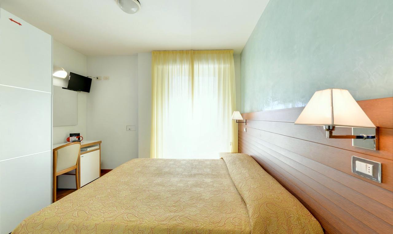 Hotel Margareth ริชโชเน ภายนอก รูปภาพ